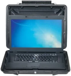 Pelican 1095CC Case - Black With Laptop Liner
