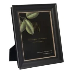 Tilly Black Scoop 5x7