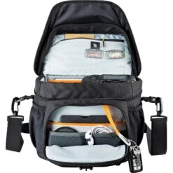 Lowepro Nova 180 AW II Black 14 Lowepro Nova 180 AW II Black -Nikon Shop 15528 f4 1