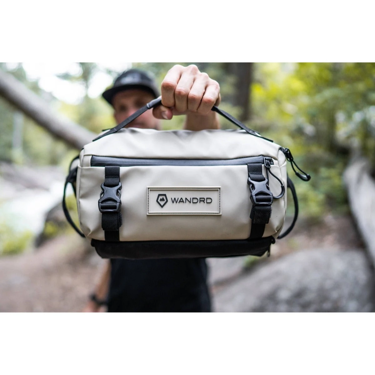 Wandrd ROAM Sling 6L - Tan 3 Wandrd ROAM Sling 6L - Tan - Image 3