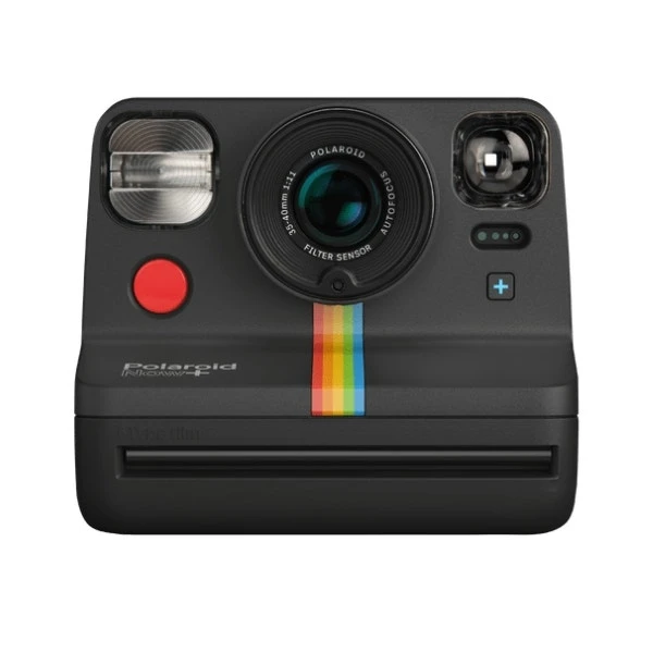 Polaroid Now + Black 6 Polaroid Now + Black - Image 6