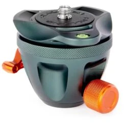 3 Legged Thing - Levelling Base