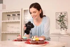 Canon® Canon EOS R100 Mirrorless Camera With RF-S 18-45mm Lens -Nikon Shop 662a6217