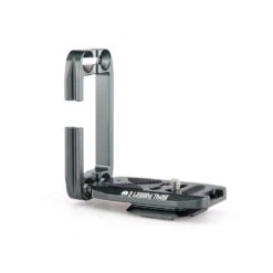 3 Legged Thing Ellie PD Short Universal L-Bracket With Peak Design Capture Compatible Base (Grey) 20 3 Legged Thing Ellie PD Short Universal L-Bracket With Peak Design Capture Compatible Base (Grey) -Nikon Shop ellie pd s g 3595