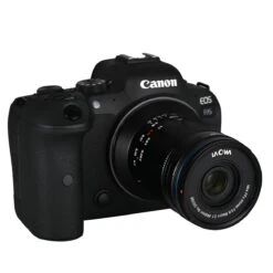 Laowa 85mm F/5.6 2X Ultra Macro APO - Canon RF -Nikon Shop laowa 85mm f5.6 2x ultra macro apo 0028 canonr on camera 03