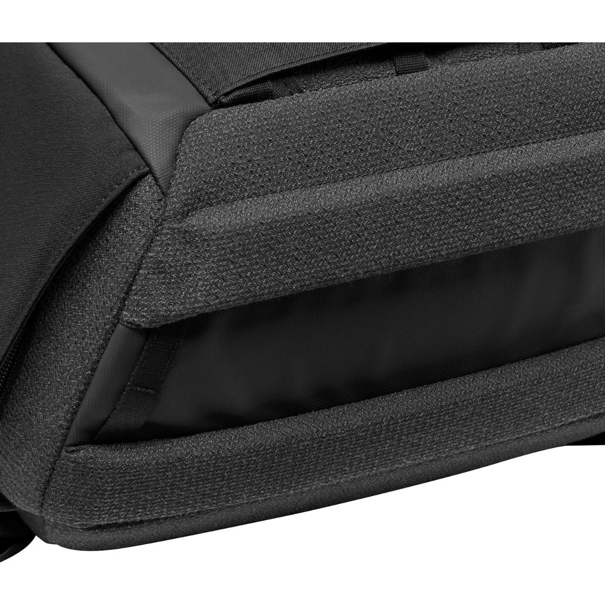 MANFROTTO Backpack Chicago Medium 50 BLACK MB CH-BP-50 10 MANFROTTO Backpack Chicago Medium 50 BLACK MB CH-BP-50 - Image 10