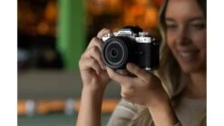 Nikon Z Fc Body White With Nikkor Z 28mm F/2.8 (SE) -Nikon Shop nikon z fc 06