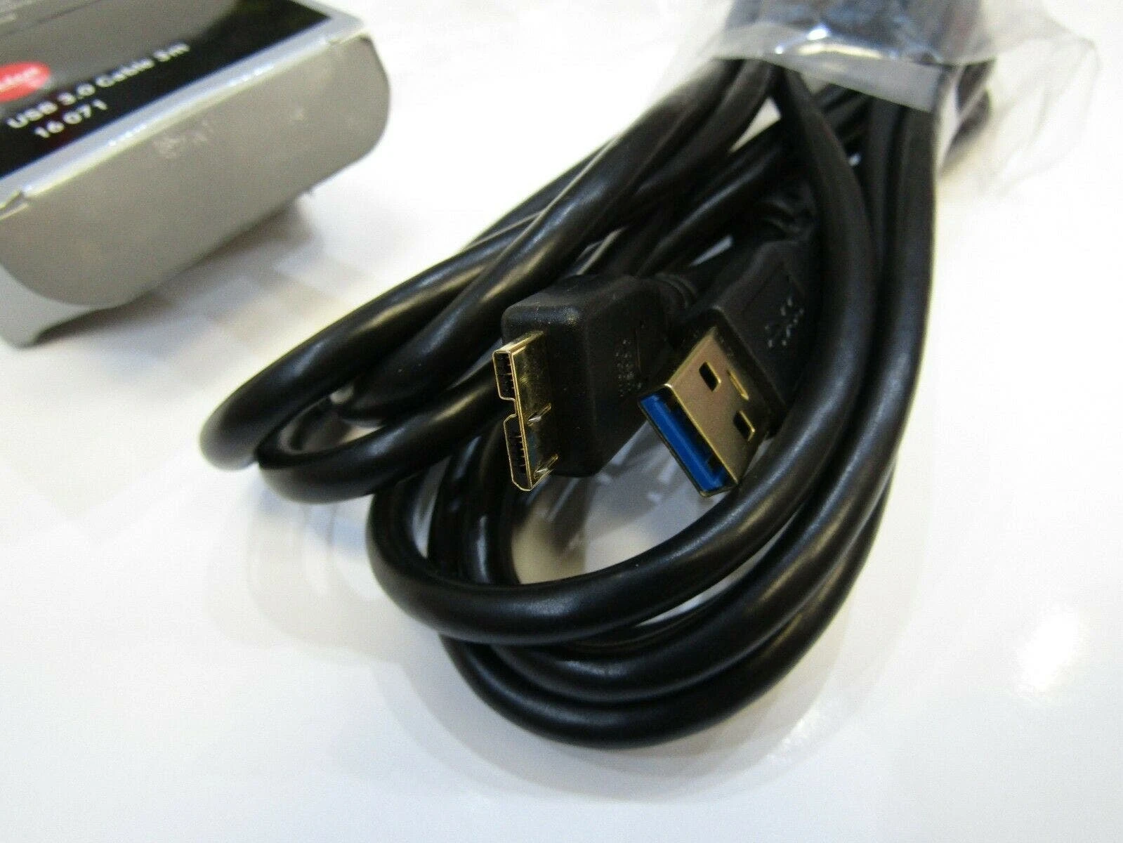 Leica USB 3.0 Cable 3m 5 Leica USB 3.0 Cable 3m - Image 5