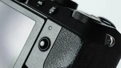 Fujifilm X-S20 Mirrorless Camera -Nikon Shop x s20 4